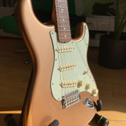 Fender stratocaster Vintera 60 Road worn. Radio 9'5 trastes NUEVOS