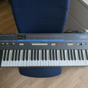 Korg poly 61 para restaurar o piezas
