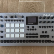 Elektron Analog Rythm MK2 · Madrid · 1000 €