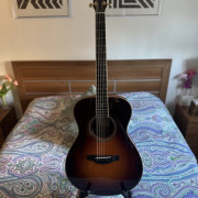 Guitarra Yamama transacústica · Madrid · 700 €