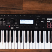 Compro Korg kross 2 · Valencia