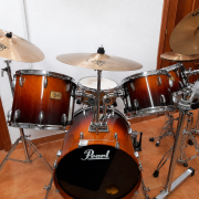 Bateria Pearl Session Custom Maple + platos · Sevilla · 2100 €