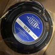 Eminence Legend 1058 · Granada · 99 €