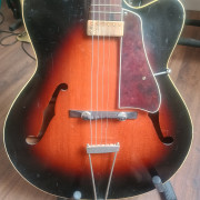 Guitarra archtop Levin 335 · Illes Balears · 2000 €