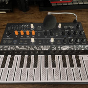 Arturia Microfreak · Cádiz · 150 €