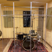 12 paneles acústicos T.akustik y 10 Clearsonic AX2418