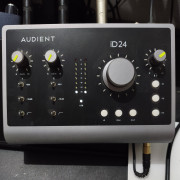 Interfaz de audio USB-C AUDIENT iD24 · Sevilla · 210 €