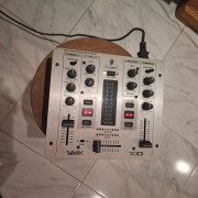 Mesa mezclas DJ Behringer VMX 100 · Lugo · 40 €