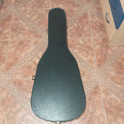 Estuche guitarra eléctrica vintage · Málaga · 40 €