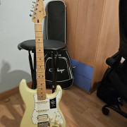 Fender Pllayer II Hialeah · Madrid · 700 €