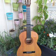 Guitarra clásica Hohner HC06 · Cádiz · 35 €