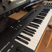 Komplete Kontrol a49 · Madrid · 90 €
