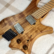 VENDO Strandberg Koa USA 5A Birdseye Maple · Granada · 3000 €