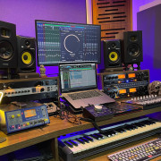 Ableton / Eventide / UVI / TDR · Navarra · 1 €
