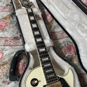 Gibson les Paul Custom lite · Valencia · 2000 €