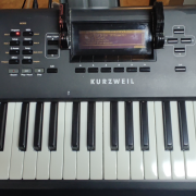 Kurzweil PC3K6 con expansión Kore64 · Salamanca · 875 €