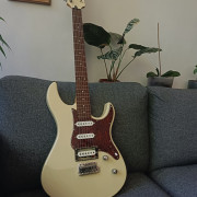 Yamaha Pacifica 112V mejorada · Madrid · 299 €
