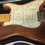 Stratocaster partcaster Japón Jerry Donahue Fender · La Rioja · 950 €