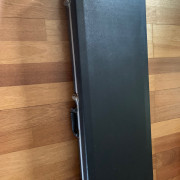 Estuche duro (plastico) para Telecaster · Madrid
