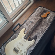 Fender stratocaster japonesa . · Alicante · 1000 €