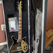 Rickenbacker 660 Jetglo 2026. Nueva aun sin estrenar · Madrid · 2950 €