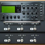 Fractal Audio AX8 Amp Modeler/Multi-Effects Processor · Valencia · 650 €