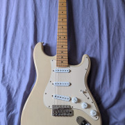 Fender Highway One Strat USA 2004- Bare Knuckle · Bizkaia · 1300 €