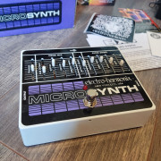Electro Harmonix MicroSynth · Madrid · 210 €