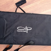 Funda semirrígida de guitarra para reparar · Cuenca · 15 €