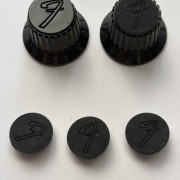 Tapa reproducción botón Fender “F” – bajos/guitarras Fender vintage · Madrid · 15 €