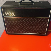 Vox ac10 mejorado · Valencia · 420 €
