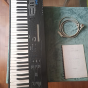 KORG DS8 - Magnífico sintetizador de los 80's y fácil de programar. · Jaén · 300 €
