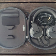 Pioneer DJ HDJ-X7 + Pioneer DJ HDJ-HC02 Headphone Case