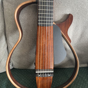 Yamaha SLG200NW silent guitar