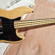 Sire Marcus Miller V7 Vintage Swamp Ash NAT Fretless · Lugo · 750 €