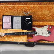 Fender Strat Custom Shop LTD 61 Hardtail JRN · Madrid · 3600 €