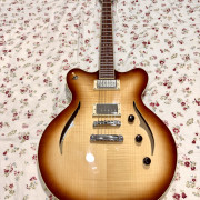 Höfner Verythin CT Deluxe Special SB · SC Tenerife · 410 €