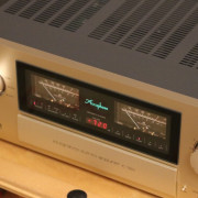 Amplificador de alta gama Accuphase E-560 de 2013, como nuevo, con embalaje original · Valencia · 2200 €