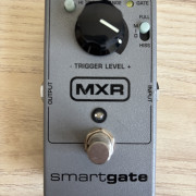 Pedales de efectos (TC, MXR, Wampler), expresión (BOSS) y alimentador · Valencia · 1 €