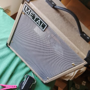 Pantalla artesanal 1x12 en tolex ( de muy reducidas dimensiones) · Cáceres · 65 €