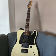 Squier Telecaster Jim Root · Sevilla