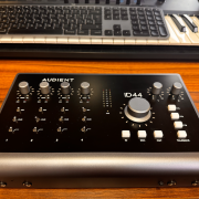 Audient iD44 mk2 Interfaz de Audio