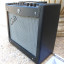 Fender Mustang V2. Amplificador para guitarra. Con accesorios. Impecable!!!