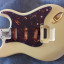 Fender American Stratocaster cuerpo de 1983 y accesorios