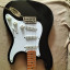 Squired Stratocaster Vive classic v70 blanca y negra