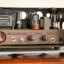 Bell & Howell Filmosound 156 modificado para guitarra por AMPTEK