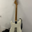 Vendo o cambio Squier Stratocaster Classic Vibe 70s