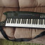 Keytar Roland AX-Synth negro impecable + flightcase a medida