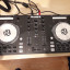Controladora DJ con tarjeta de sonido Numark Mixtrack Pro 3