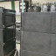 line array w&db 12 cajas con bumpers y carros de transporte